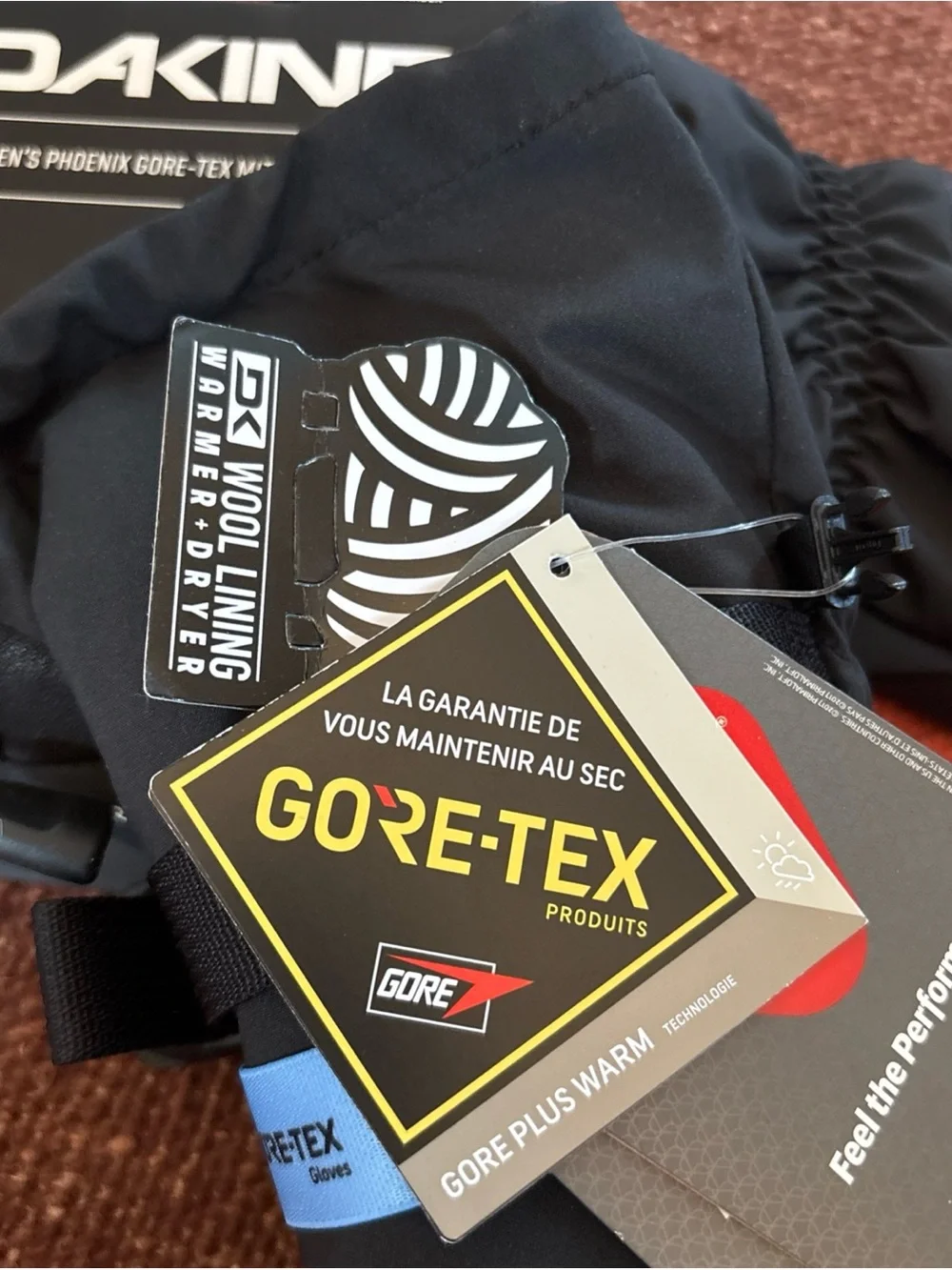 Dakine Phoenix Women's Mittens Gore Tex Small Primaloft New w tags $160 Retail